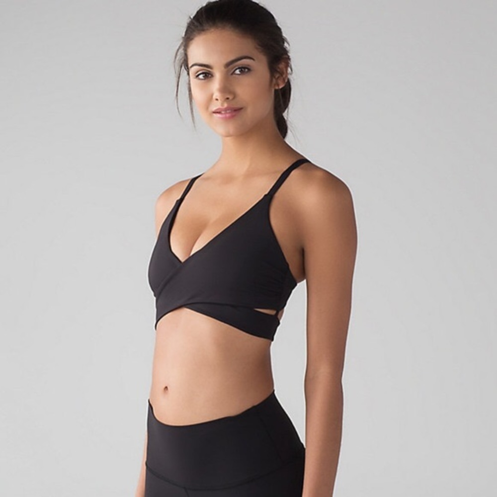 Lululemon Lean In Bra-Black